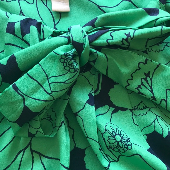 Banana Republic Dressy Tank - Picture 3 of 4